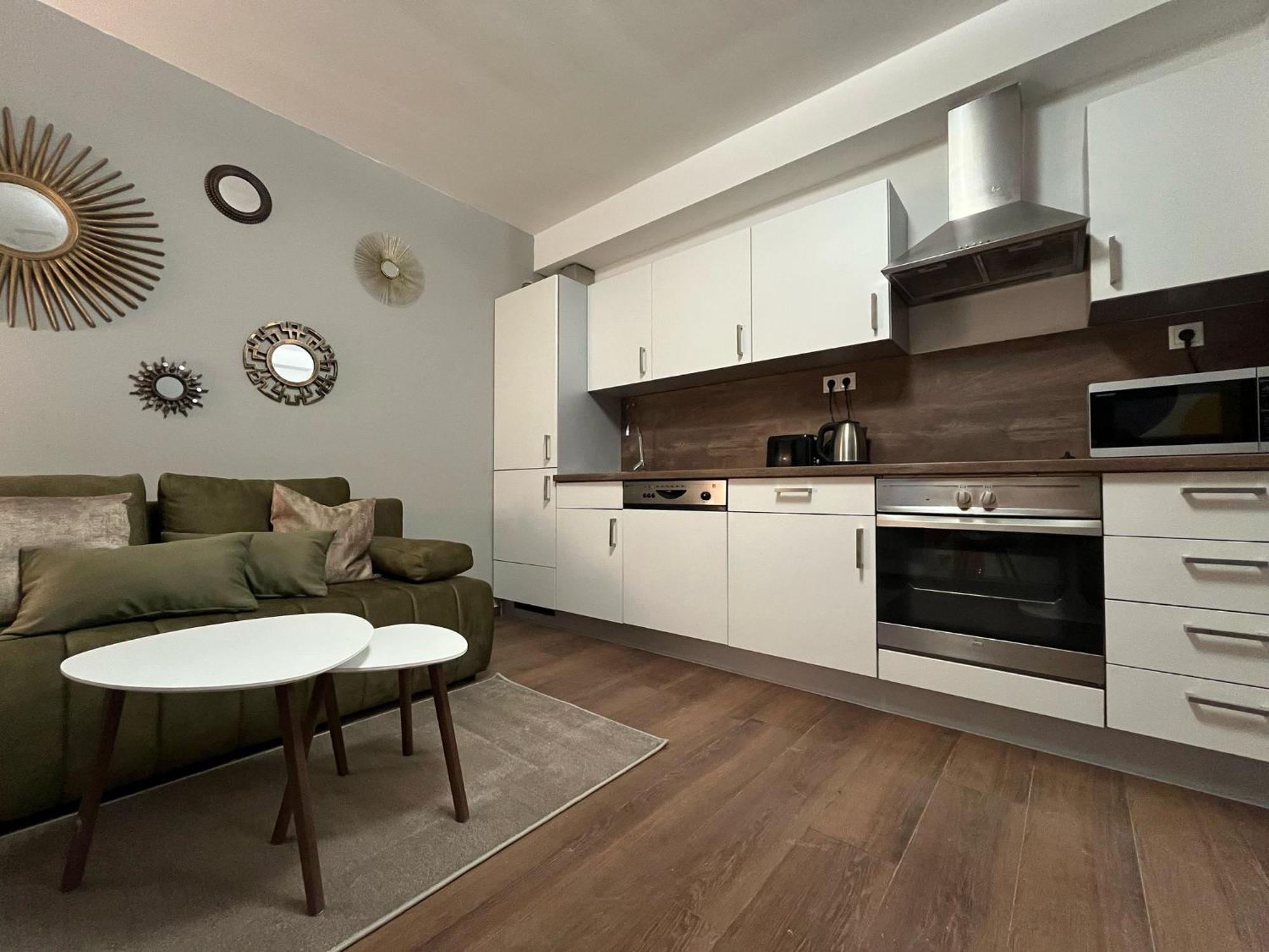 Leda Deluxe Apartment Budapest Bagian luar foto